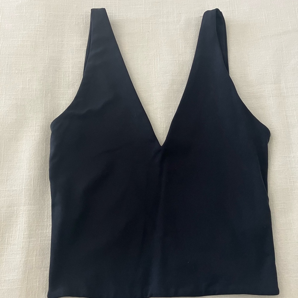 Babaton Black V-Neck Sleeveless Top
